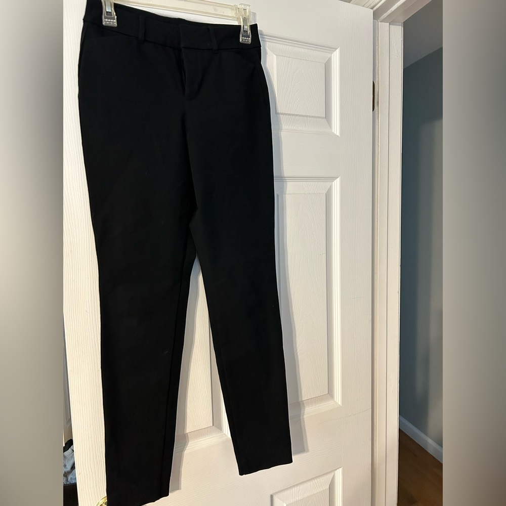 Black skinny dress pant